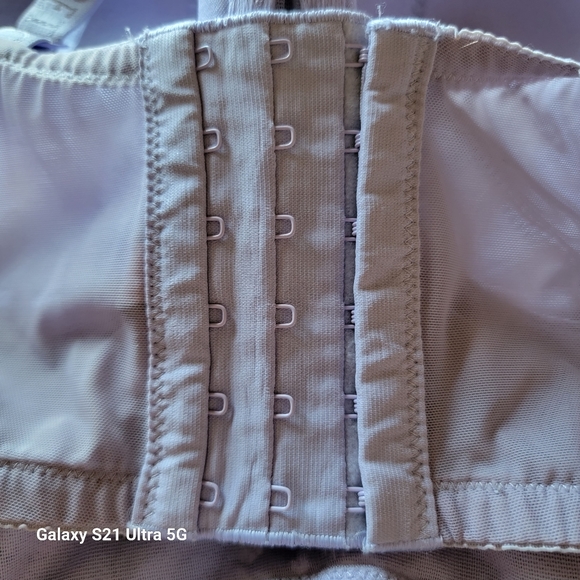 Victoria's Secret Body By Victoria Lined Demi Violet Lace Size 34DDD - Picture 14 of 14